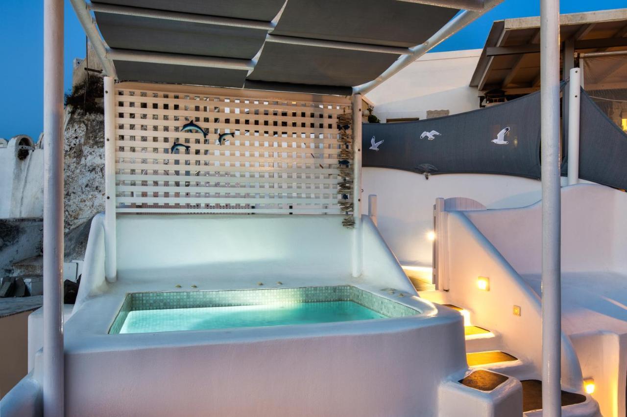 Astrea Suites Feggaropetra Cave House Fira  Eksteriør billede