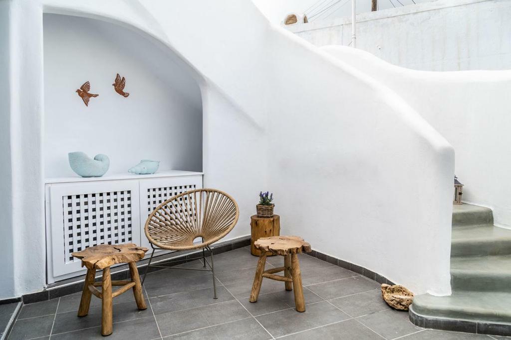 Astrea Suites Feggaropetra Cave House Fira  Eksteriør billede