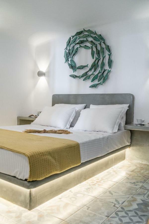 Astrea Suites Feggaropetra Cave House Fira  Eksteriør billede