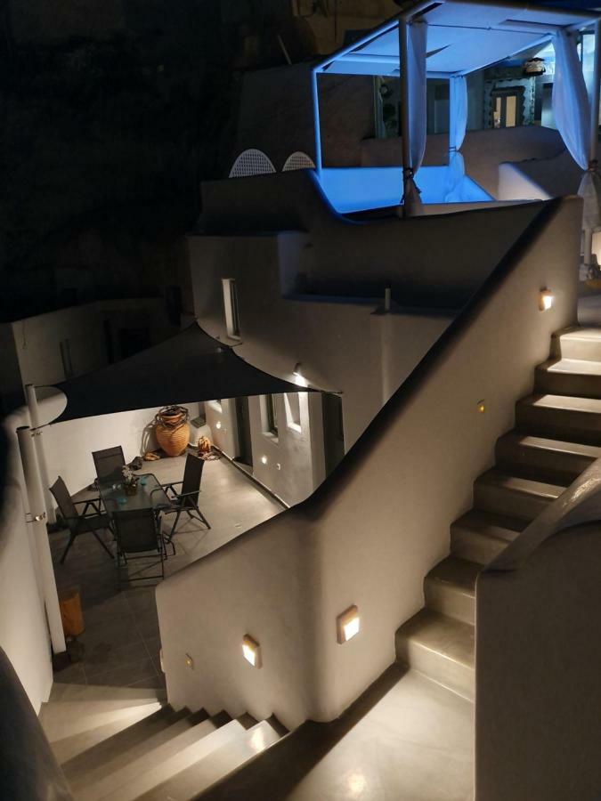 Astrea Suites Feggaropetra Cave House Fira  Eksteriør billede